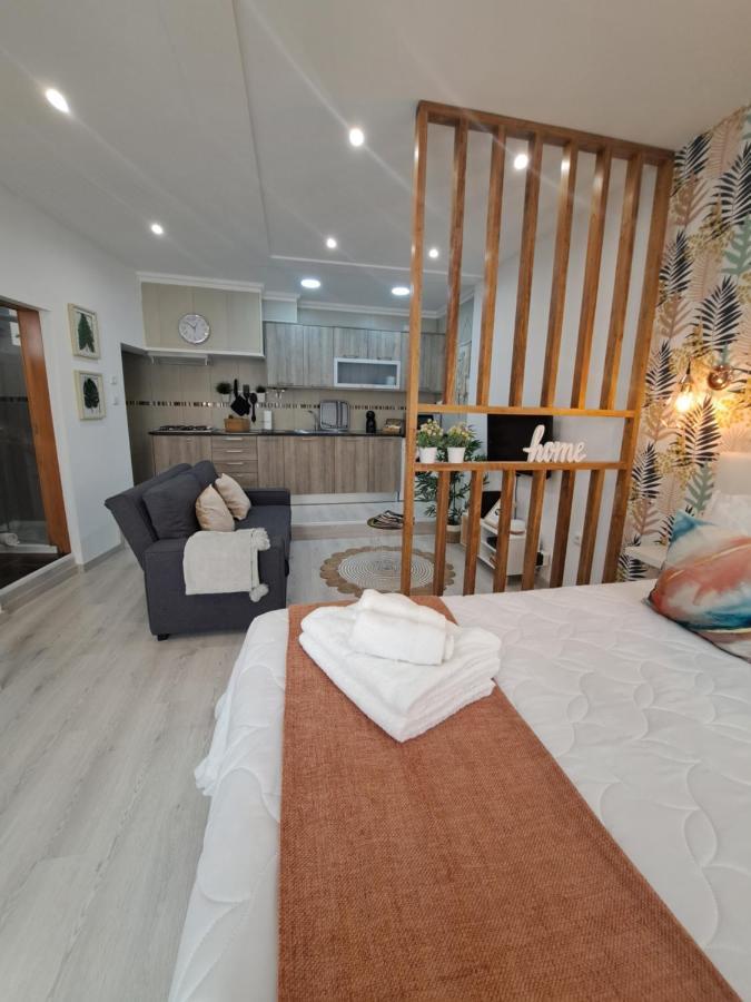 Lucas House * Nazare